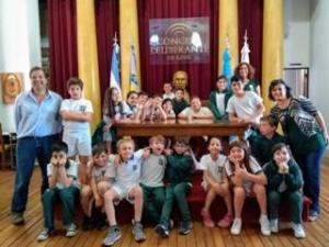 Alumnos del Colegio San Cayetano y Escuela 19 visitaron el Concejo Deliberante